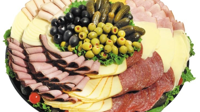 The Ultimate Meat Sampling Tray: A Flavorful Journey for Your Taste Buds